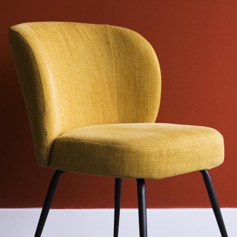 現代感商店椅，舒適度UP UP